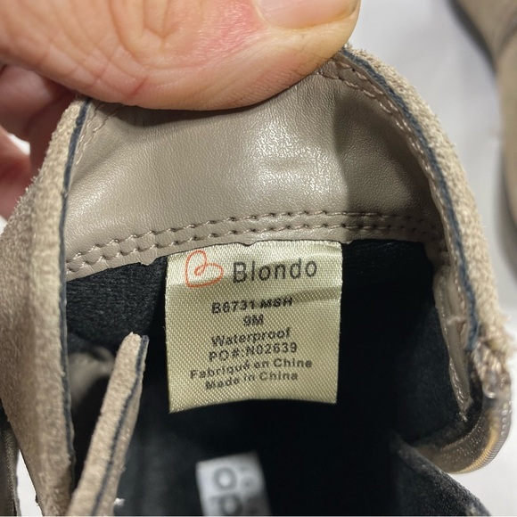 Blondo Saddie Waterproof Taupe Mushroom Suede Booties - Picture 4 of 9